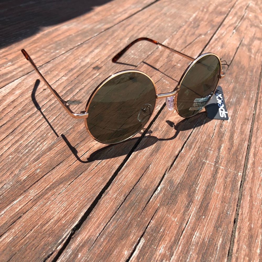 Round sunglasses ๐ - Picture 7 of 7